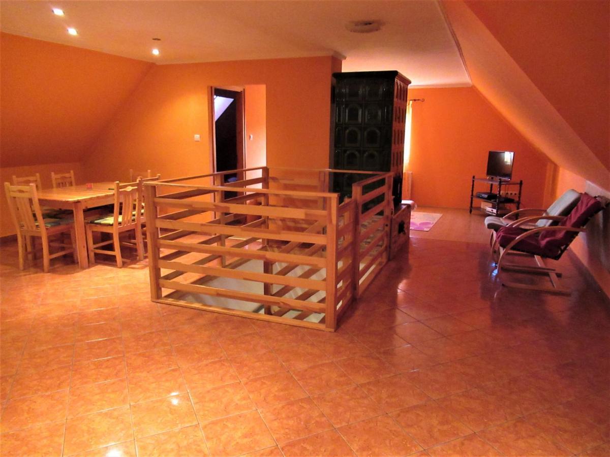 Menyhart Apartman Gyenesdiason 6 Fo Reszere エクステリア 写真